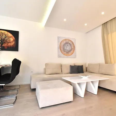 Zoran By Interhome