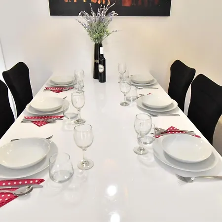 Zoran By Interhome * Makarska