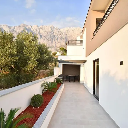 Hébergement de vacances Zoran By Interhome Makarska