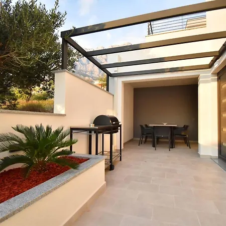 Zoran By Interhome Hébergement de vacances Makarska