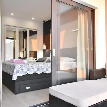 Zoran By Interhome Hébergement de vacances Makarska