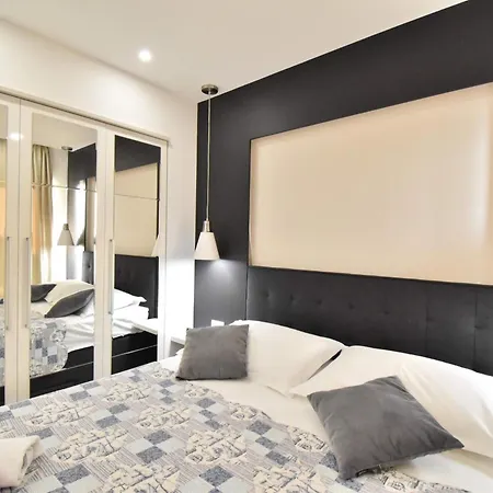 Hébergement de vacances Zoran By Interhome Makarska